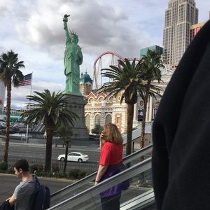 Meet your Posher, Monica